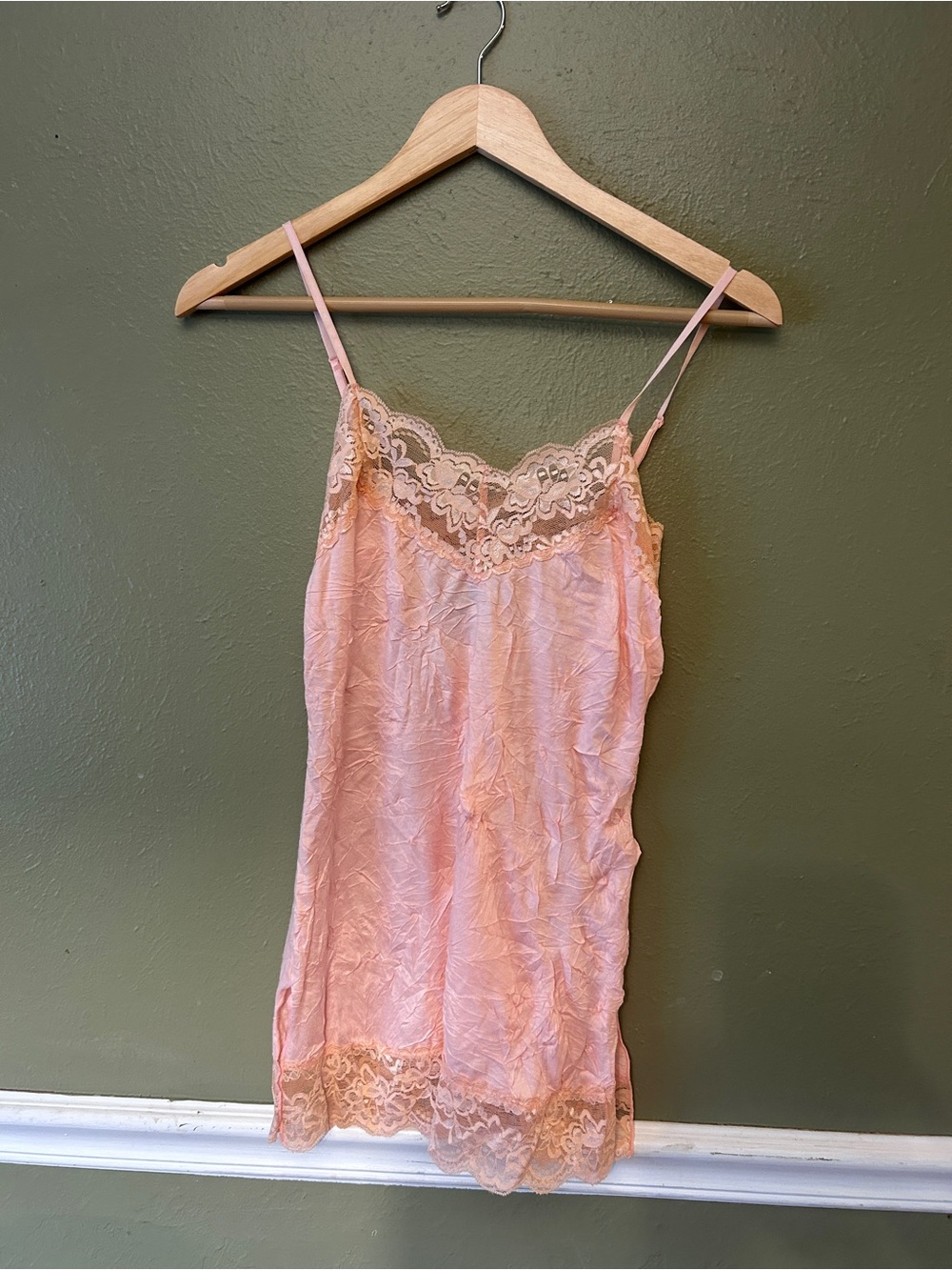 Vintage NWT Arden B Y2K Crinkle Cami Pink Lace Coquette Whimsy Chemise Tank